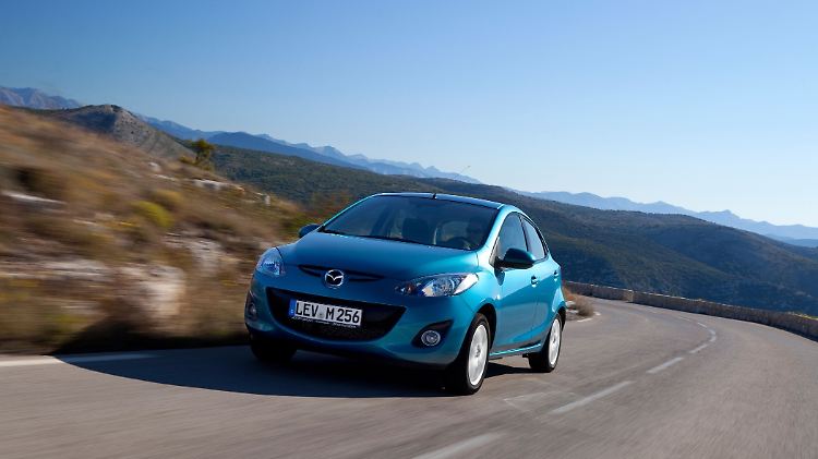 Der zwischen 2007 und 2014 gebaute Mazda2 ist schon etwas betagter, optisch wirkt er noch zeitgemäß.