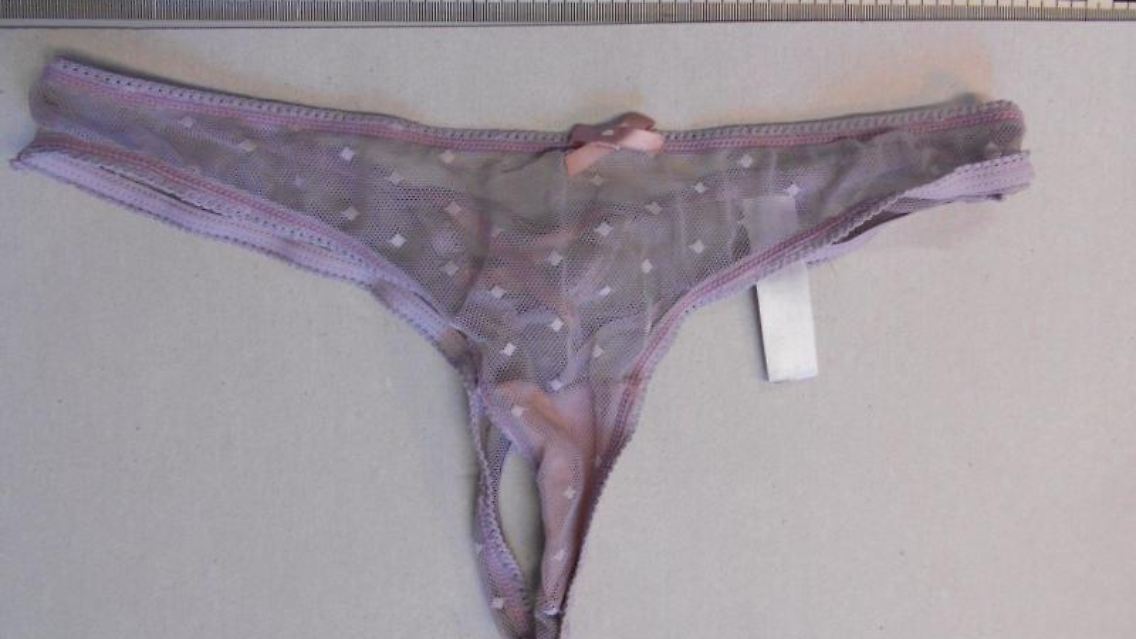 ... oder diesen Tanga?