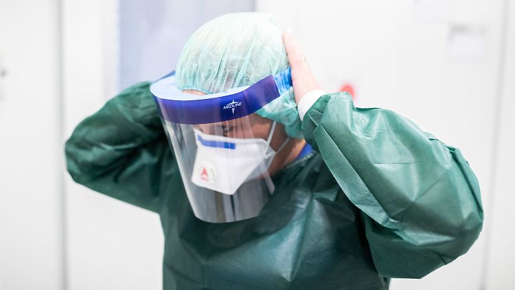 Die Kliniken in Deutschland müssen sich auf weitere mit dem Coronavirus infizierte Patienten einstellen.
