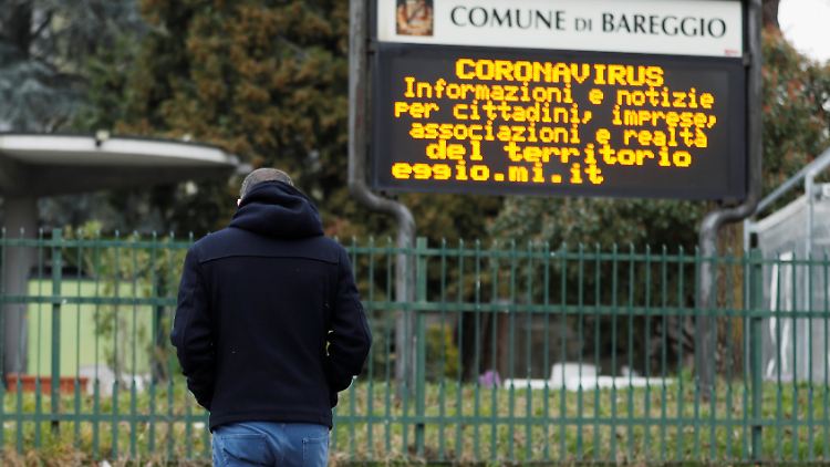 In betroffenen Städten und Gemeinden Italiens kam das öffentliche Leben weitgehend zum Erliegen.