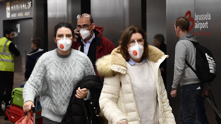 Die große Nachfrage stellt die Zulieferer vor Probleme: Teilweise kommt es bei Atemmasken zu Lieferengpässen.