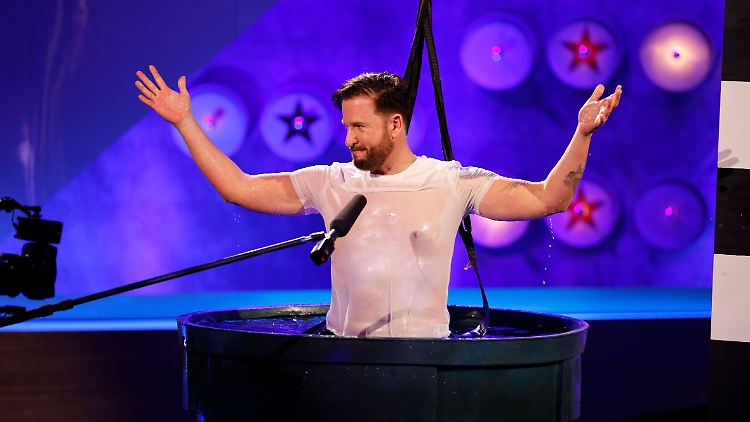 Der Wendler macht sich nass.