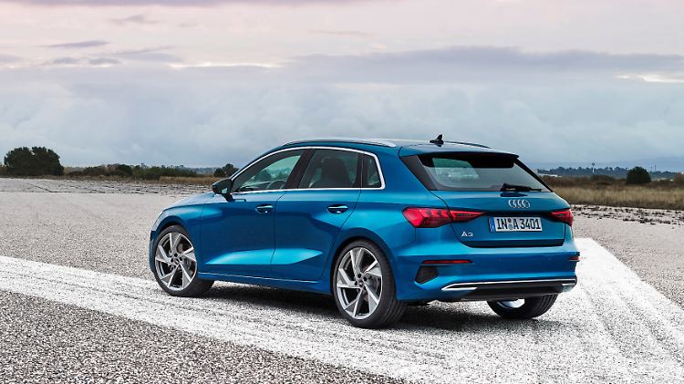 Motorisch geht´s los mit einem 150 PS starken 1,5-Liter-Benziner und einem Zweiliter-Diesel mit 116 PS.