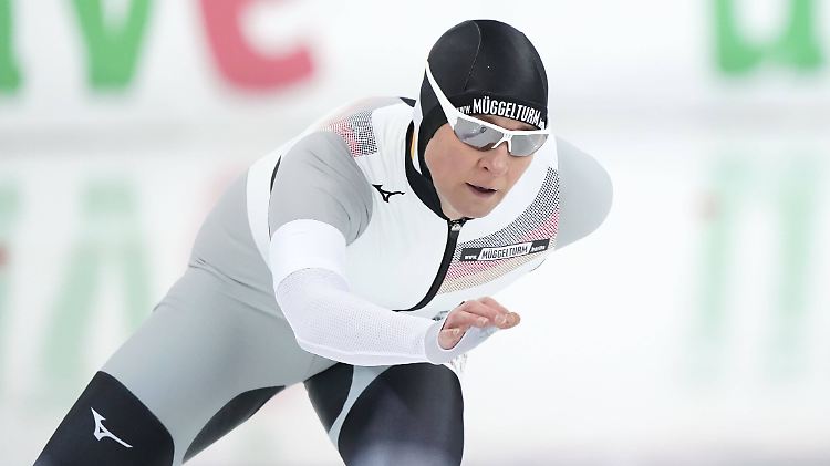 Claudia Pechstein wehrt sich gegen die heftigen Attacken des Bundestrainers.