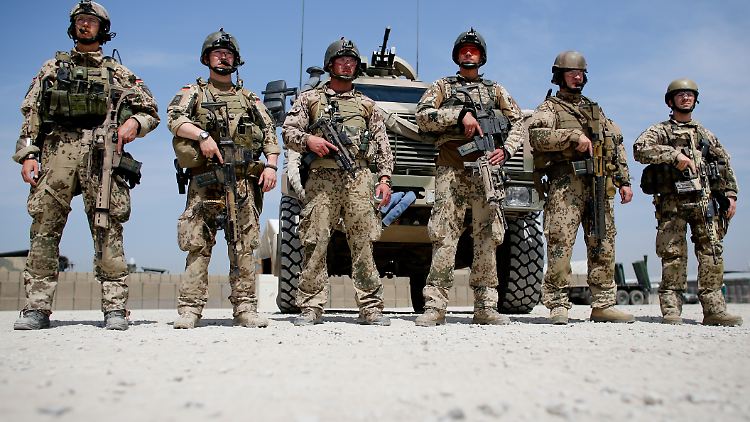 Friedensgespräche zwischen den Taliban und der Regierung Afghanistans? Für die Bundeswehr würde damit der Einsatz am Hindukusch dem Ende zugehen.