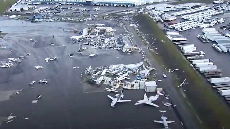 Flughafen Tennessee Tornado.JPG