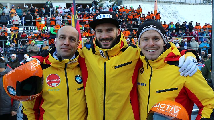 Matschenz (links) mit Vizeweltmeister Axel Jungk (Mitte) und Sensationssieger Christopher Grotheer.