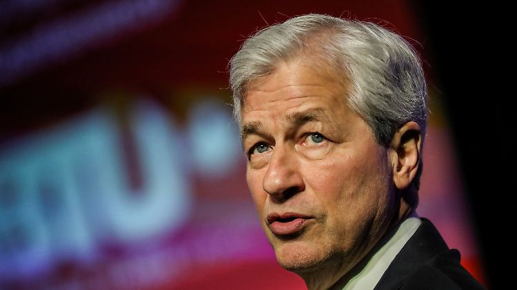 Jamie Dimon langt's: "Wir müssen uns auf den Job konzentrieren. Wir brauchen fiskalische Anreize, um die Covid-19-Krise zu bewältigen."