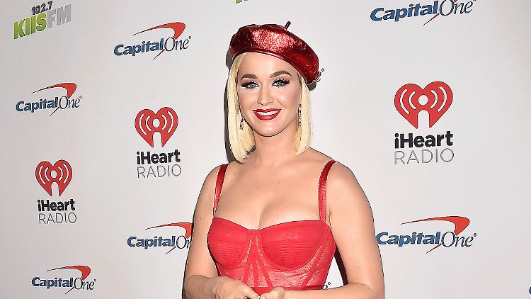 Katy Perry muss den Verlust ihrer Katze verschmerzen.