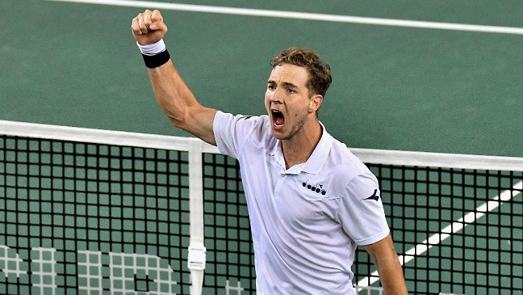 Jan-Lennard Struff erledigte seine Aufgabe souverän und legte erfolgreich vor. Philipp Kohlschreiber konnte den Punkt dann nicht veredeln.