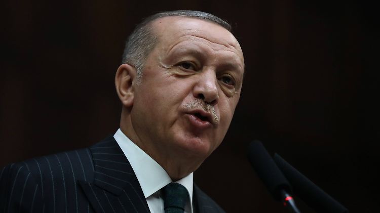 Präsident Erdogan sieht die Verpflichtungen der EU laut Abkommen als nicht erfüllt an.