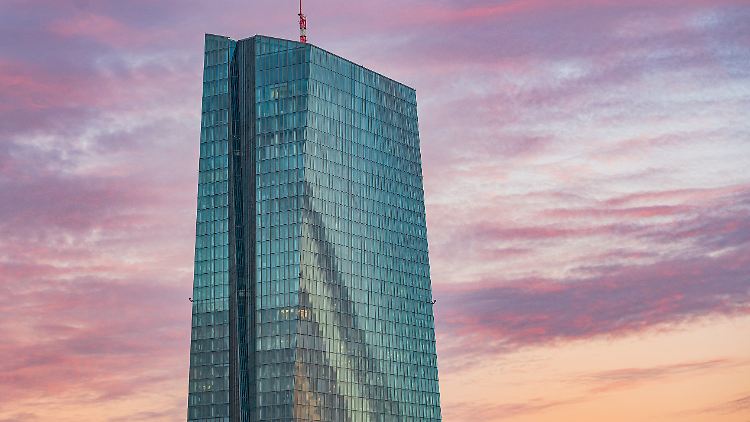 Die Notenbank hält ihr Pulver noch trocken.