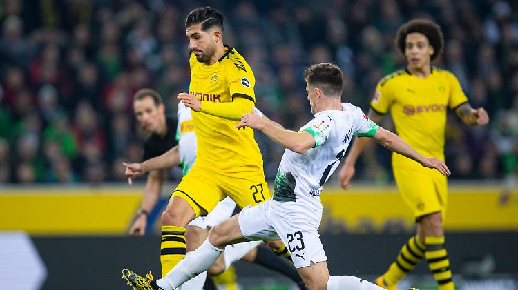 Beim hitzigen Borussen-Duell hagelte es Gelbe Karten - zehn an der Zahl.