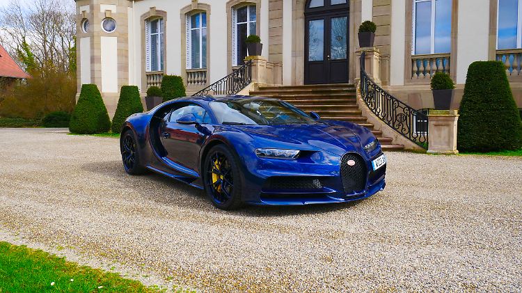 Mit seinen 1500 PS gehört der Bugatti Chiron zu den stärksten Autos der Welt.