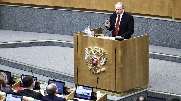 Putin erklärte sich am Dienstag in der Duma bereit, einer Zurücksetzung seiner Amtszeiten auf Null zuzustimmen.