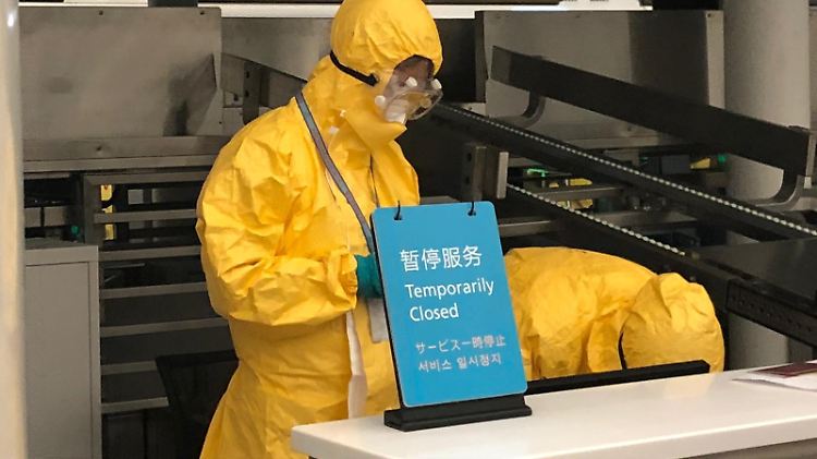 In der chinesischen Millionenstadt Wuhan waren zeitweise praktisch alle Geschäfte geschlossen.
