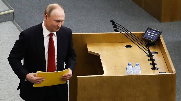 Seine Antwort auf den vermeintlich überraschenden Vorstoß der nationalen Ikone Walentina Tereschkowa hatte Putin bereits vorbereitet.