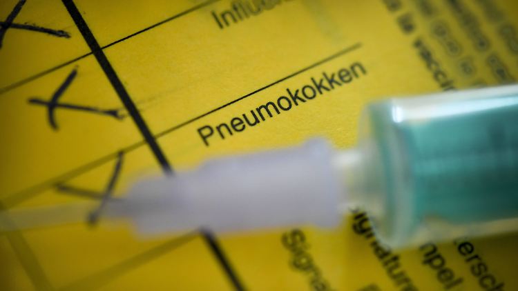 Die Pneumokokken-Impfung wird unter anderem für Menschen über 70 Jahren empfohlen. 