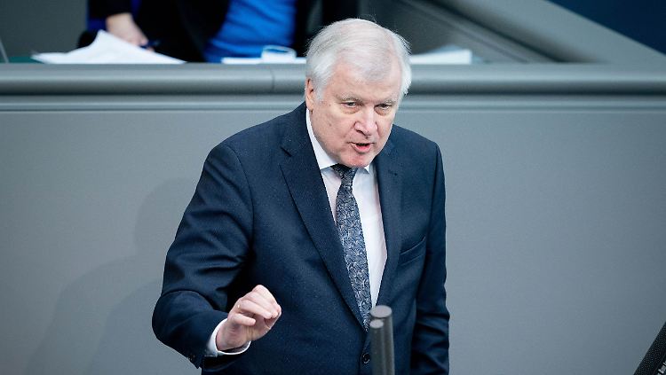 "Die Staaten Europas könnten hier nur erfolgreich sein, wenn sie in Abstimmung miteinander agierten", so Seehofer.