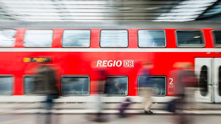 Der Notfahrplan soll sich am Sonntagsfahrplan orientieren.