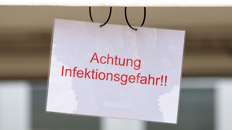 Viele Krankenpflegerinnen und Krankenpfleger arbeiten nicht nur in der Corona-Krise am Limit.