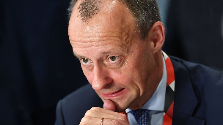 Merz meldete dem Gesundheitsamt 80 Kontaktpersonen.