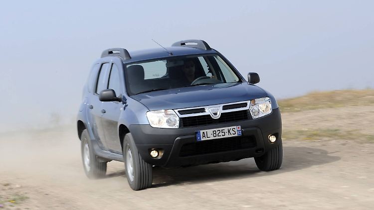 Mittlerweile hat Dacia die Modellpalette kräftig ausgebaut. Sogar ein SUV findet sich.