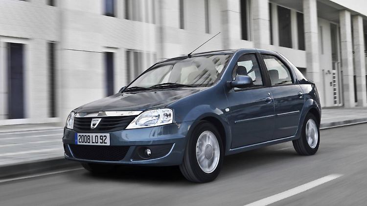 Hat das Preisgefüge auf dem Automarkt kräftig durcheinander gewirbelt: Der Dacia Logan.
