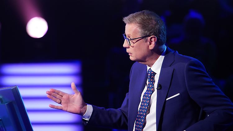 Noch kann WWM-Moderator Jauch mit dem Publikum spielen.