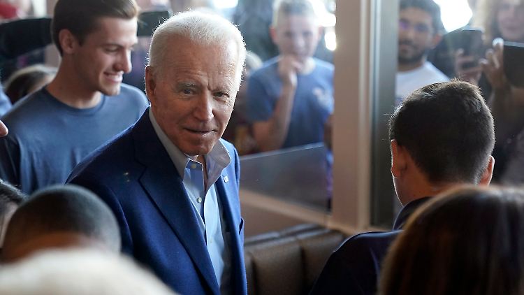 Biden bei seiner Wahlkampftour. Viele Demokraten geben ihm die größten Chancen gegen Trump.