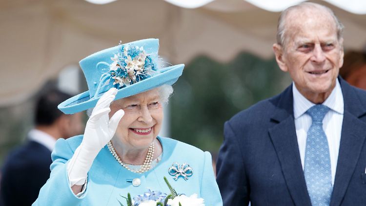 Queen Elizabeth II. und ihr Mann Prinz Philip gehören zur Risikogruppe und sind daher besonders anfällig für das Coronavirus.