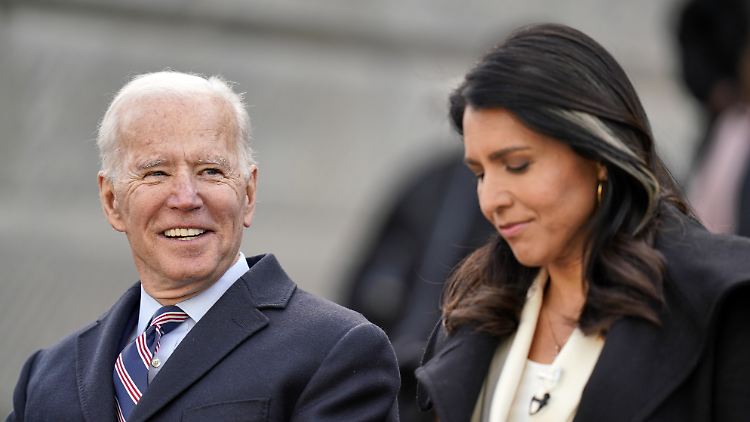 Tulsi Gabbard unterstützt jetzt Joe Biden.