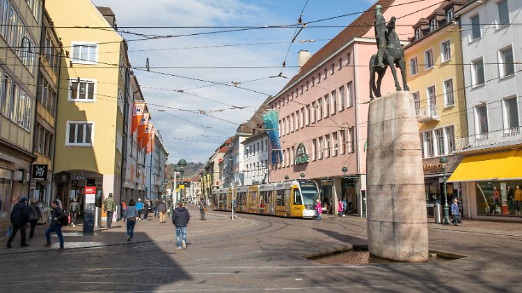 Vom 21. März bis 3. April soll in Freiburg eine eingeschränkte Ausgangssperre gelten. 