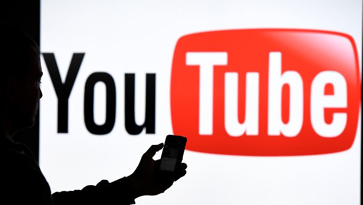 Auch Youtube folgt der Aufforderung Bretons.