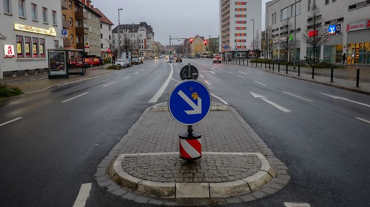 Ausgangsbeschränkungen oder gar -sperren? Viel hängt vom vernünftigen "Social Distancing" der Bürger in Deutschland ab.