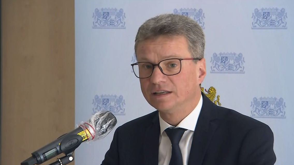 BayernCoronaWissMinister.JPG