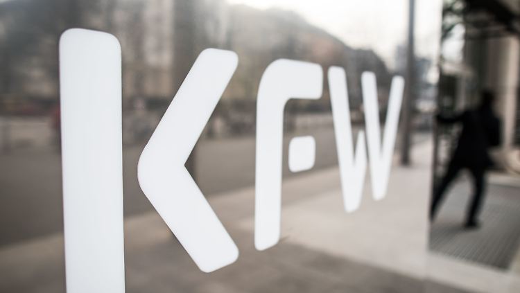 Für die Auszahlung der meisten Kredite verlässt sich die KfW auf die Bonitätsprüfung der Hausbanken.
