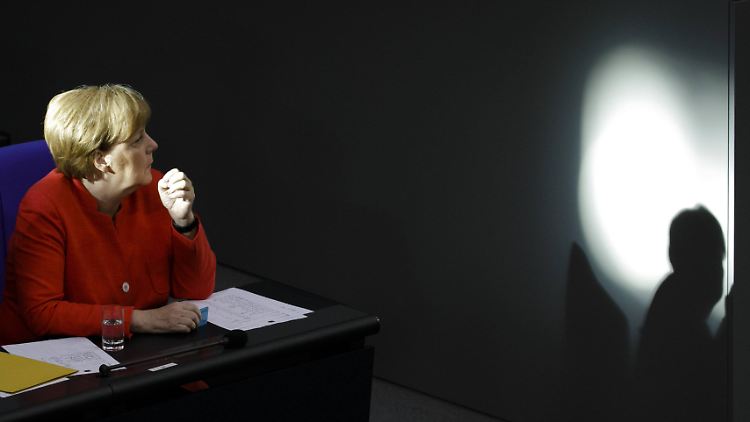 Kanzlerin Angela Merkel arbeitet im Moment von zuhause aus. 
