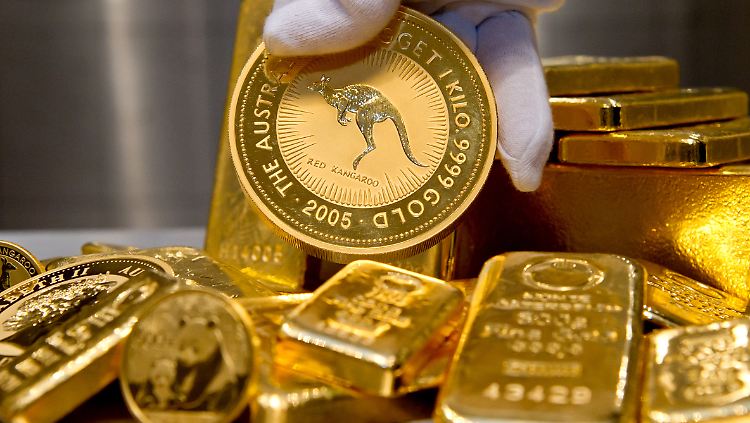 Händler kommen kaum hinterher wegen der großen Nachfrage nach Goldmünzen und -barren. 
