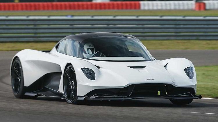 Der Aston Martin Valhalla hat nach mehr als 50 Jahren einen selbst entwickelten V6 unter dem Blech.