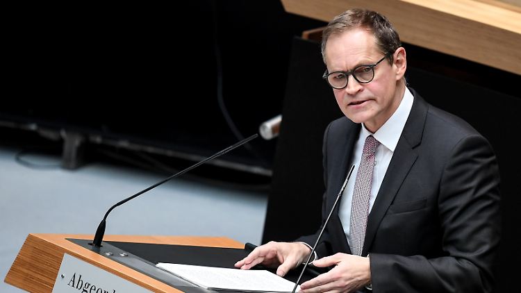 Berlins Regierender Bürgermeister Michael Müller appelliert an die Solidarität der Hauptstädter.
