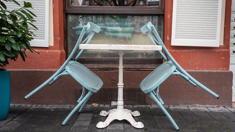 Wegen der Coronakrise sind Cafés, Bars und Restaurants bundesweit geschlossen.