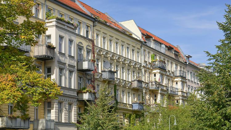 Privatvermieter und kleinere Eigentümer dürften die Auswirkungen der Coronakrise stärker zu spüren bekommen, als große Wohnungsbaugesellschaften.