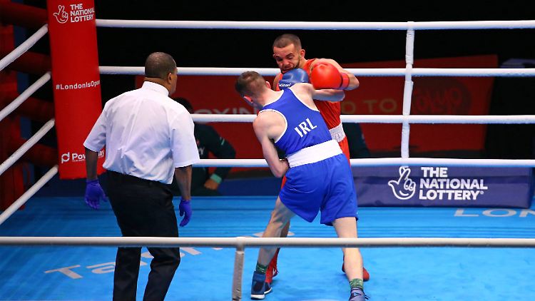 Den Sponsor hatte das IOC für sein riskantes Boxturnier glücklich gewählt.