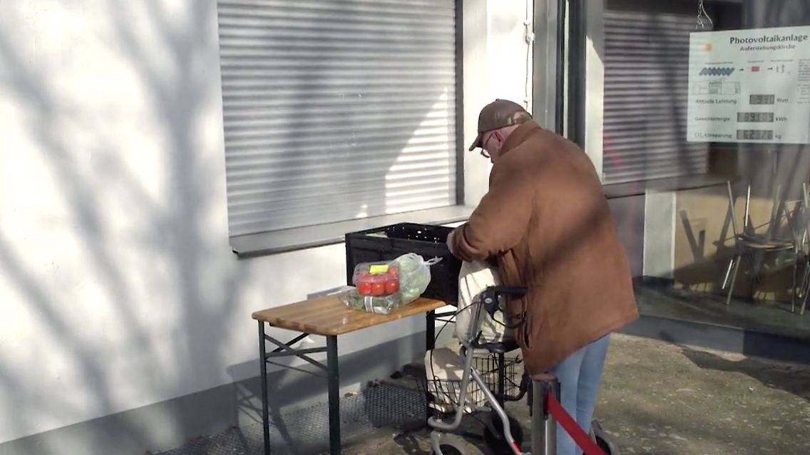 tafel in köln.jpg