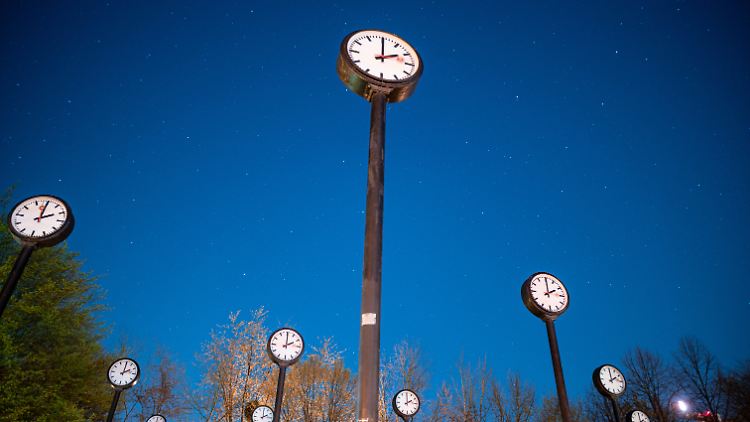 In der Nacht zum Sonntag (29. März) werden die Uhren um eine Stunde vorgestellt.