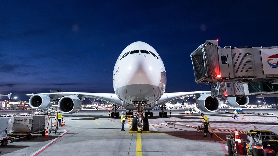 Es war die vorerst letzte Landung eines Lufthansa-Airbus A380 am Frankfurter Flughafen.