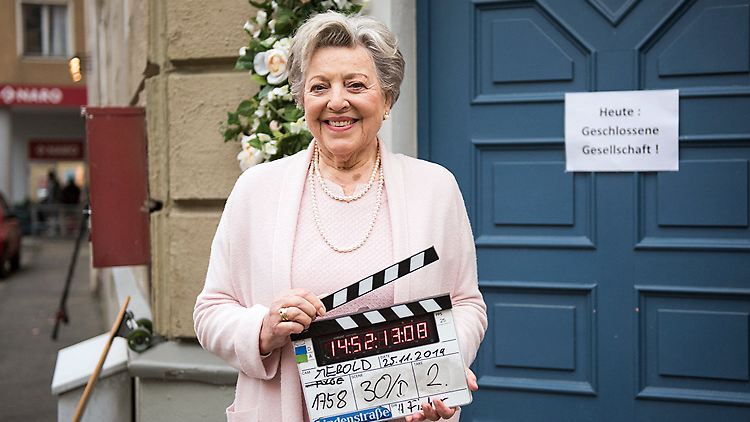Marie-Luise Marjan war schon vor Angela Merkel die Mutter der Nation.