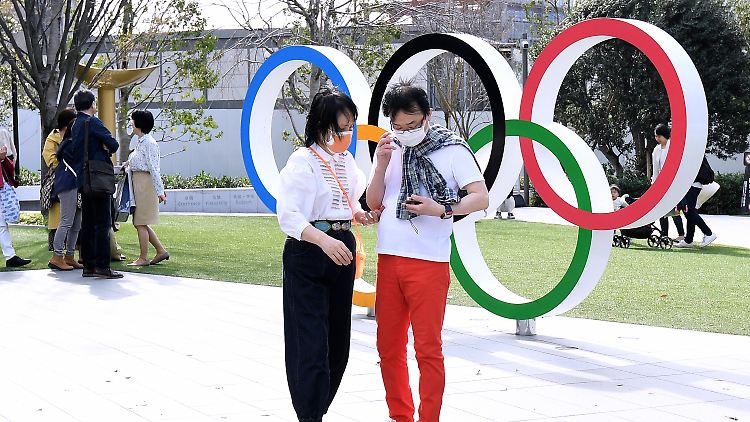 Kritiker vermuten einen Zusammenhang der Coronavirus-Fälle mit der Absage der Olympischen Spiele.