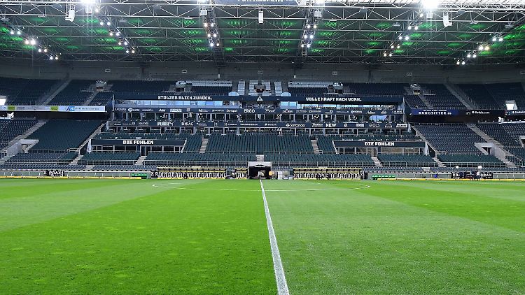 Auch in einem leeren Stadion lauern viele Gefahren für den Spielbetrieb der Bundesligen.